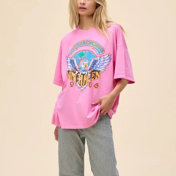 Daydreamer Van Halen Tour Of The World O/S Tee - Picture 2 of 4